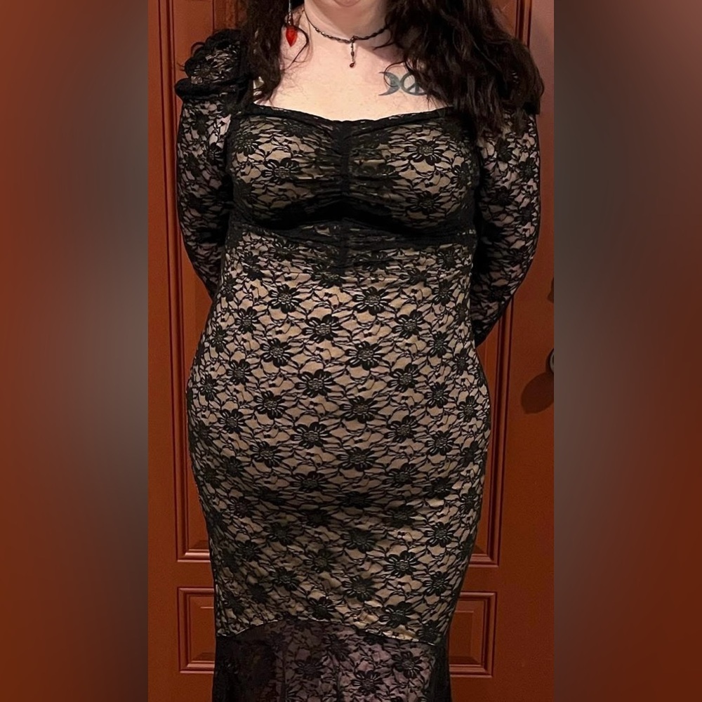 Black Lace Long Sleeve Dress